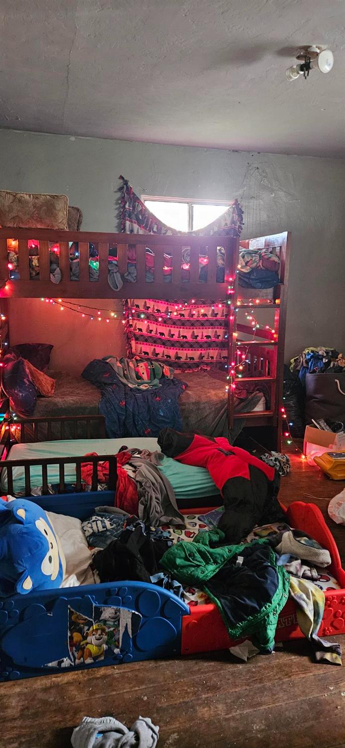 832 W 9th St, Merced, CA 95341