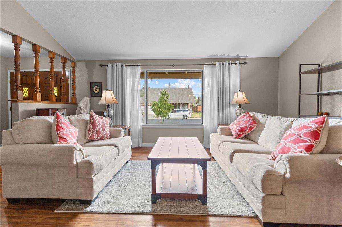 1432 Driftwood Way, Manteca, CA 95337