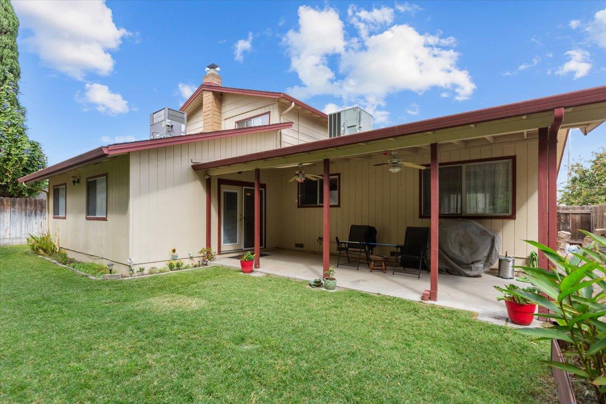 1432 Driftwood Way, Manteca, CA 95337