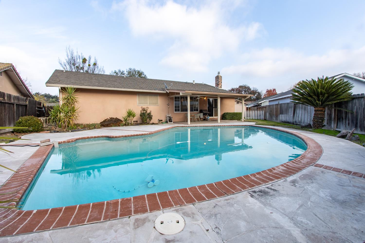 1540 Switzer Ct, Modesto, CA 95350