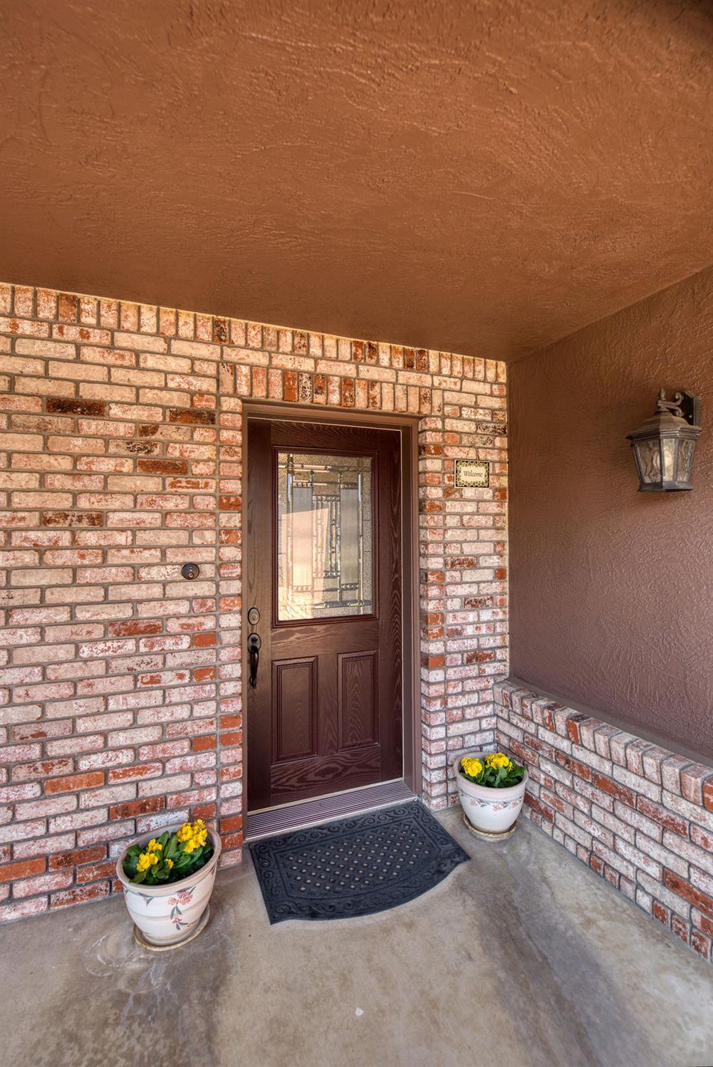 6613 Cypress Wood Cir, Riverbank, CA 95367