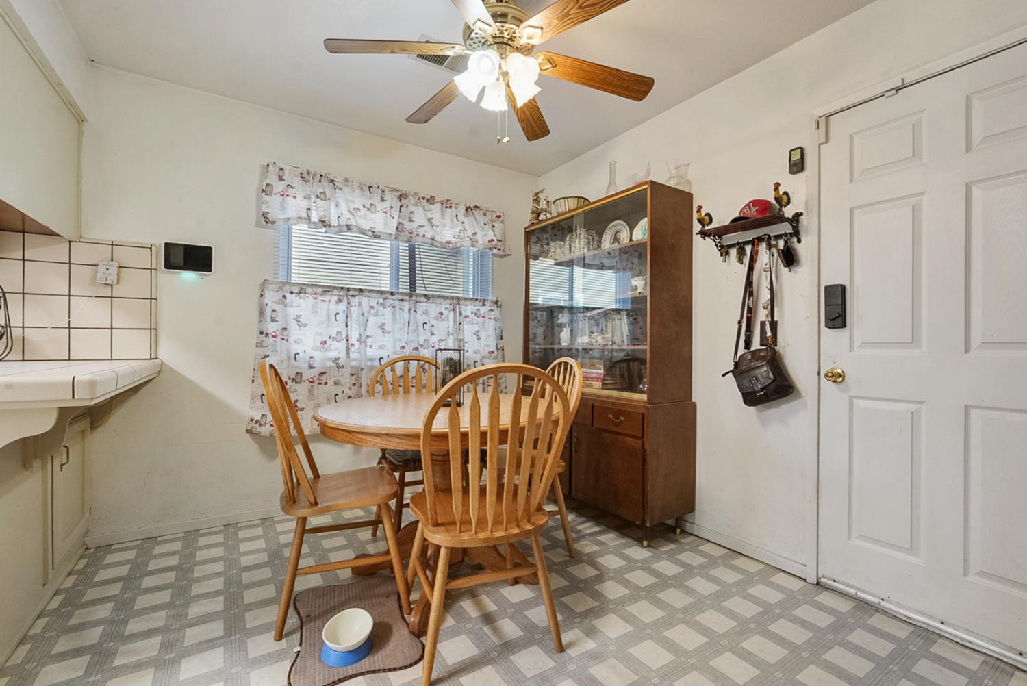 1652 Chaparral Ct, Atwater, CA 95301