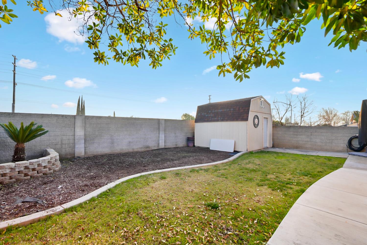 1421 Riverette Dr, Modesto, CA 95351