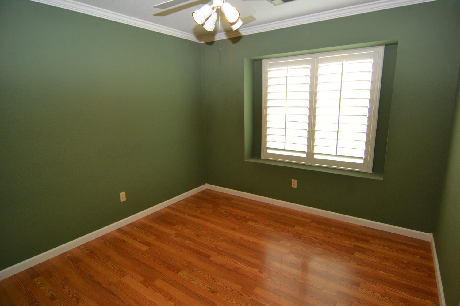 4612 Little Creek Dr, Modesto, CA 95355