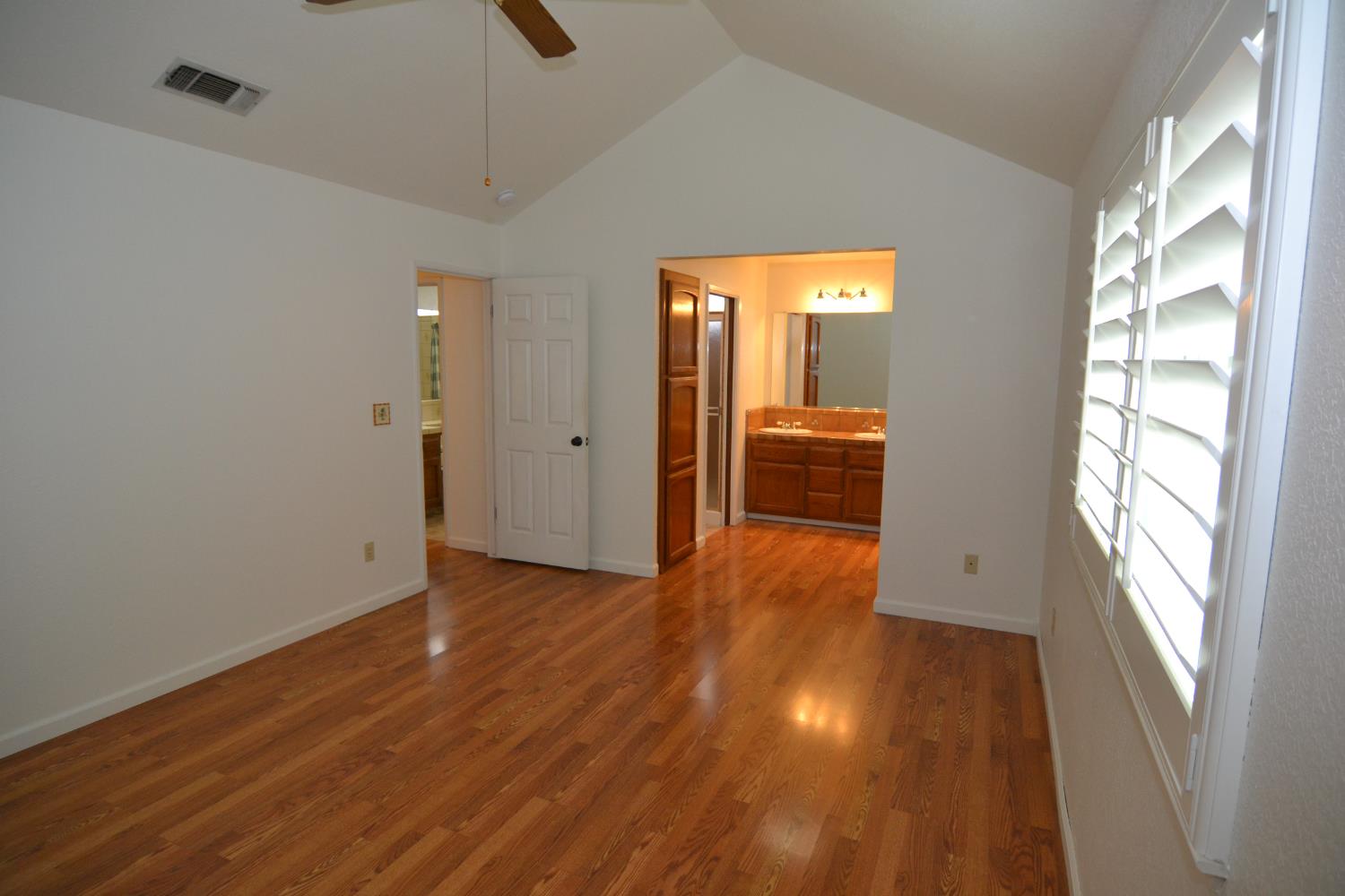 4612 Little Creek Dr, Modesto, CA 95355