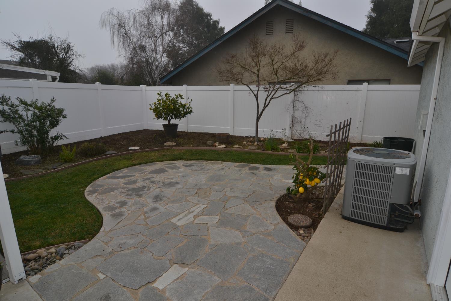 4612 Little Creek Dr, Modesto, CA 95355