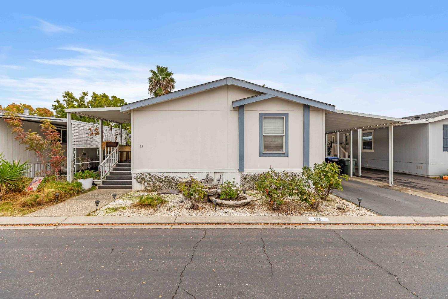 2621 Prescott Rd #53, Modesto, CA 95350