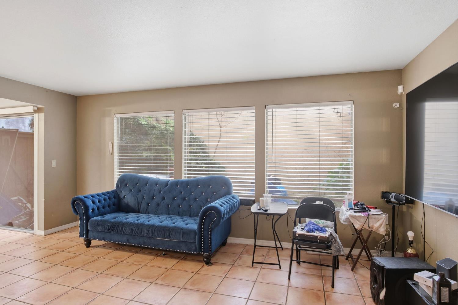 3548 Fawndale Dr, Modesto, CA 95356