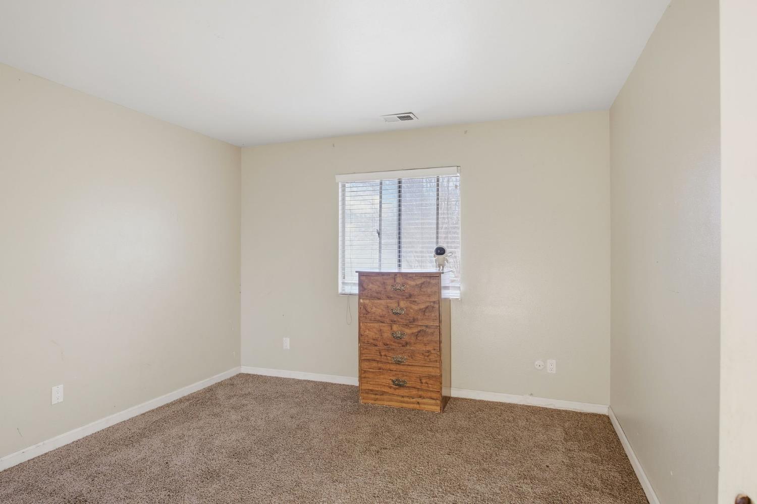 3548 Fawndale Dr, Modesto, CA 95356