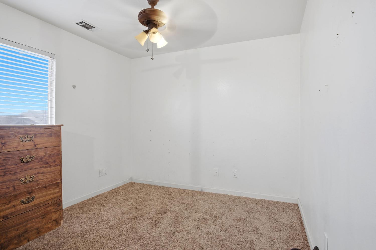 3548 Fawndale Dr, Modesto, CA 95356