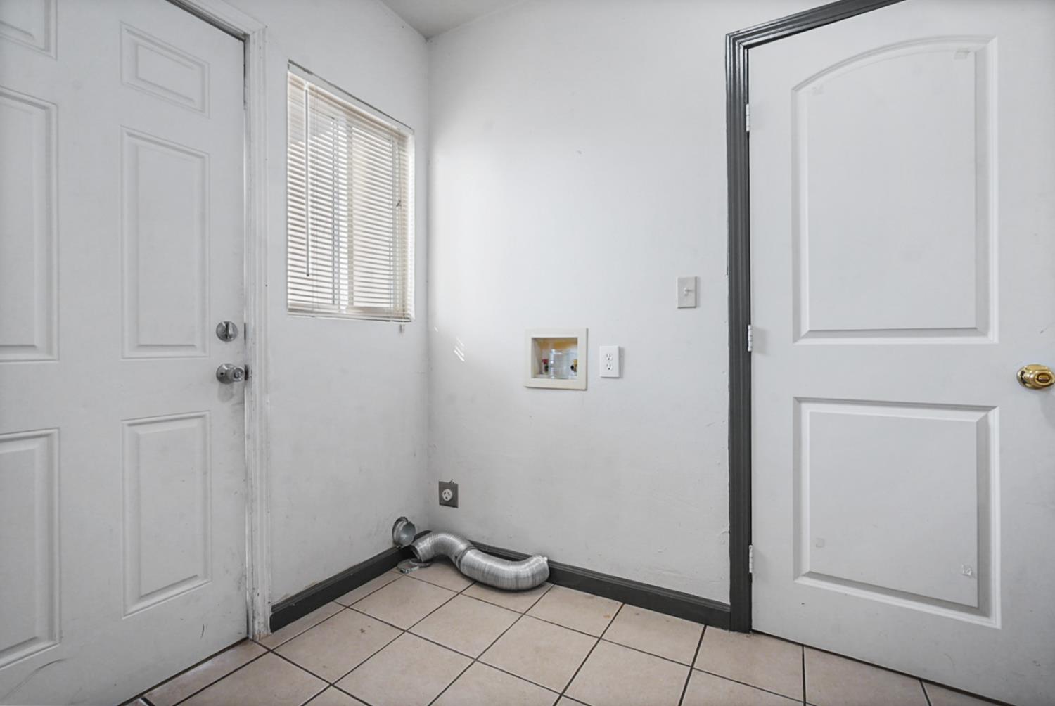 1899 Union Ave, Merced, CA 95340