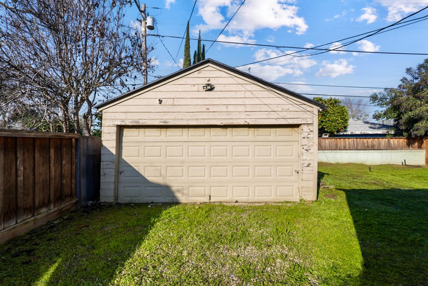 1899 Union Ave, Merced, CA 95340