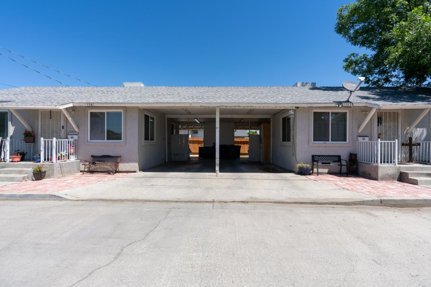 1333 1345 Frank Ave, Dos Palos, CA 93620