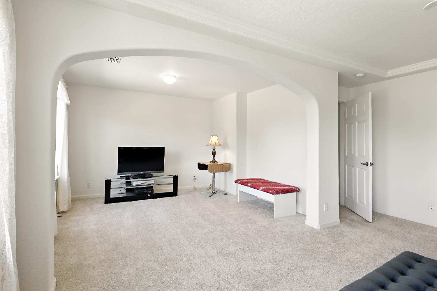 9790 Heatherhearst Dr, Chowchilla, CA 93610