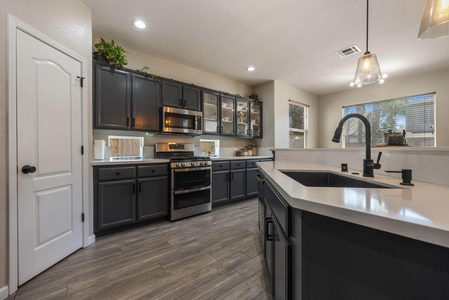 3240 Lemmons, Riverbank, CA 95367