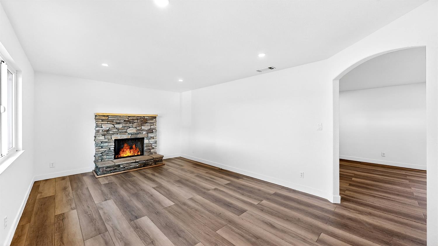 1611 E Olive Ave, Merced, CA 95340