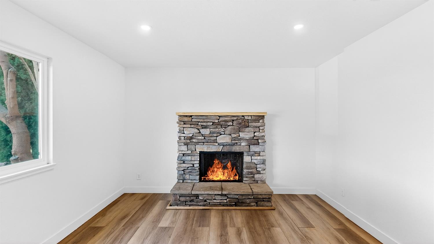 1611 E Olive Ave, Merced, CA 95340