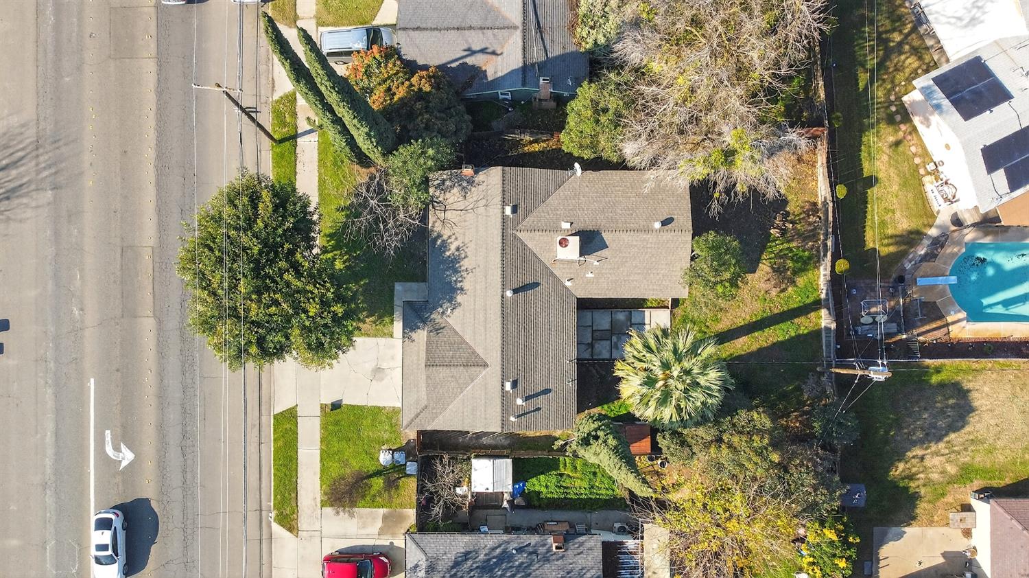 1611 E Olive Ave, Merced, CA 95340