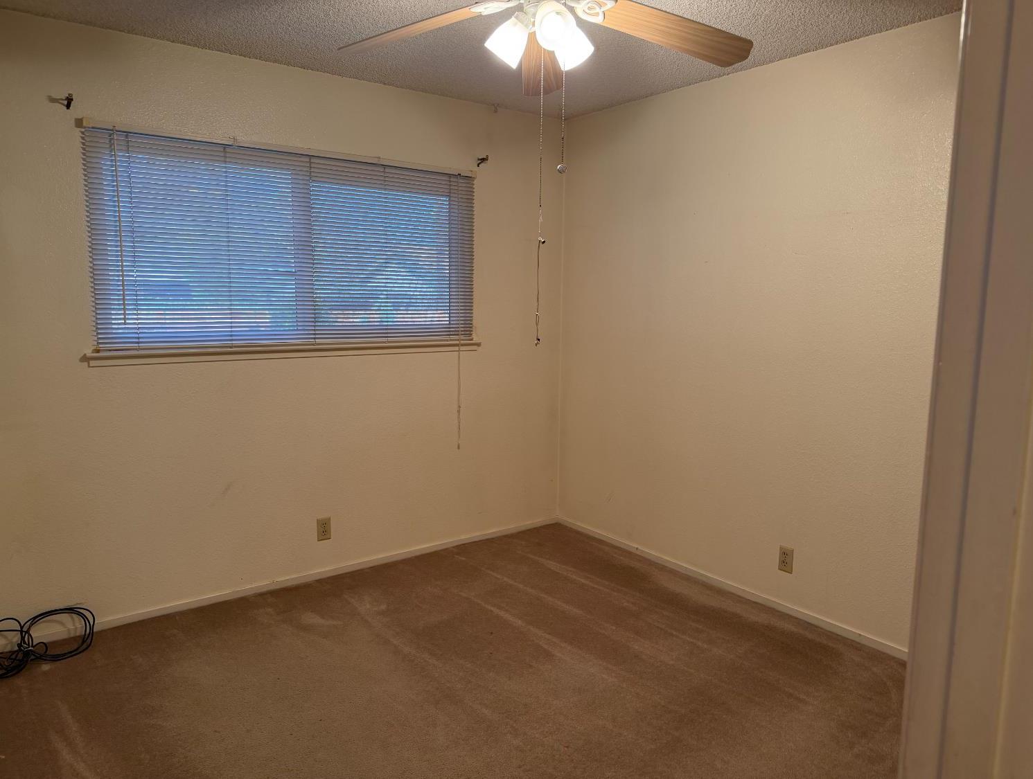 871 Sperry Ave, Patterson, CA 95363