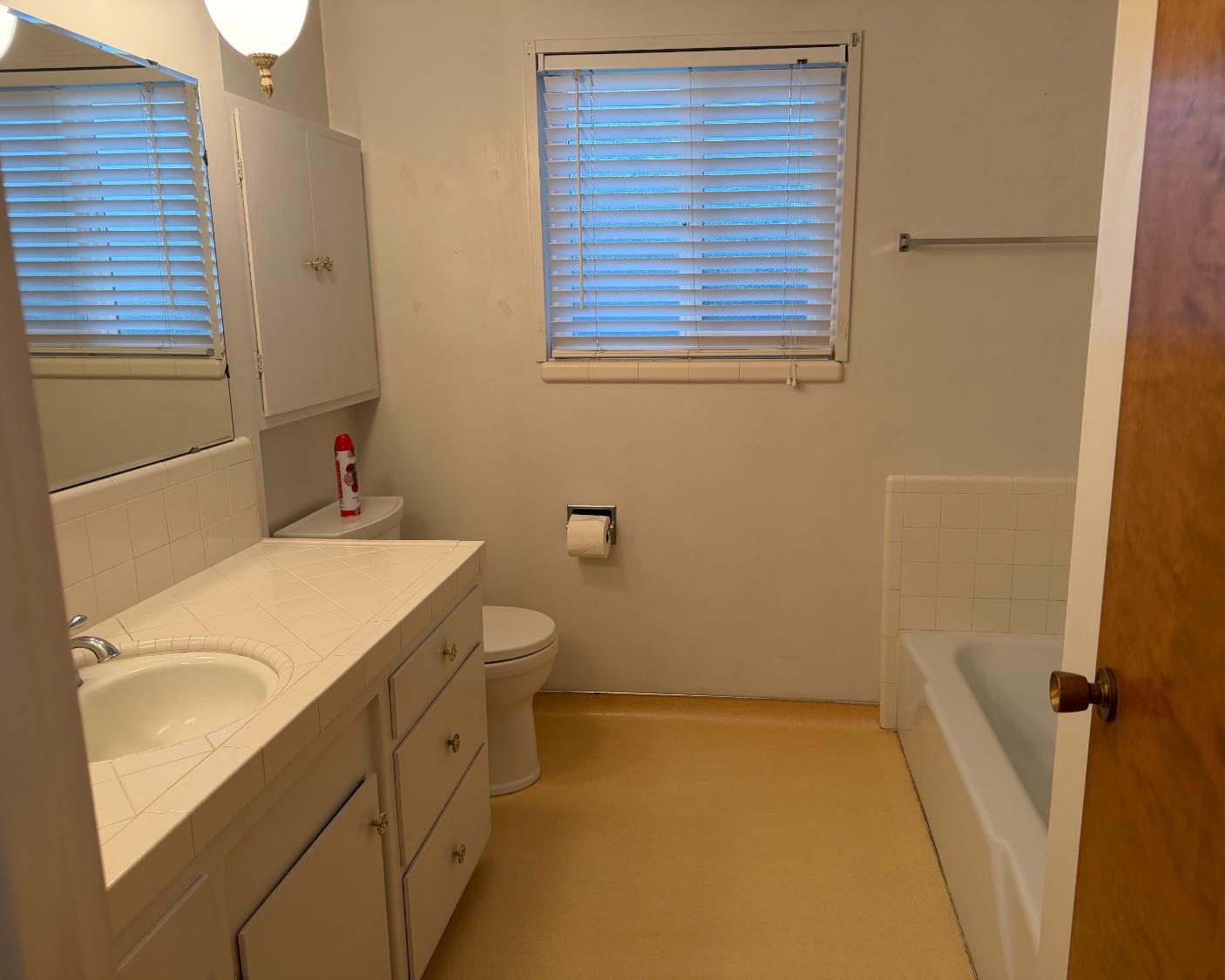 871 Sperry Ave, Patterson, CA 95363