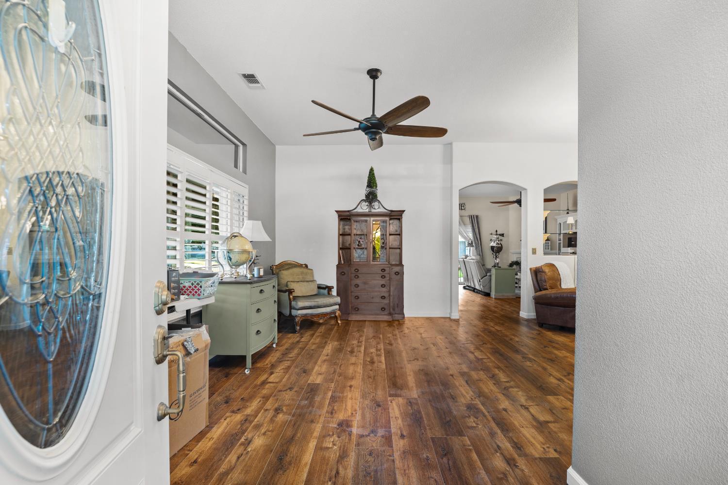 5725 Wild Cat Ct, Riverbank, CA 95367