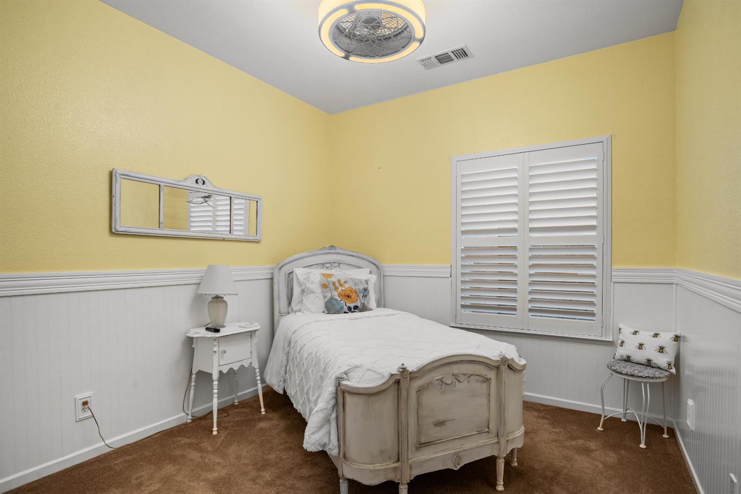 5725 Wild Cat Ct, Riverbank, CA 95367