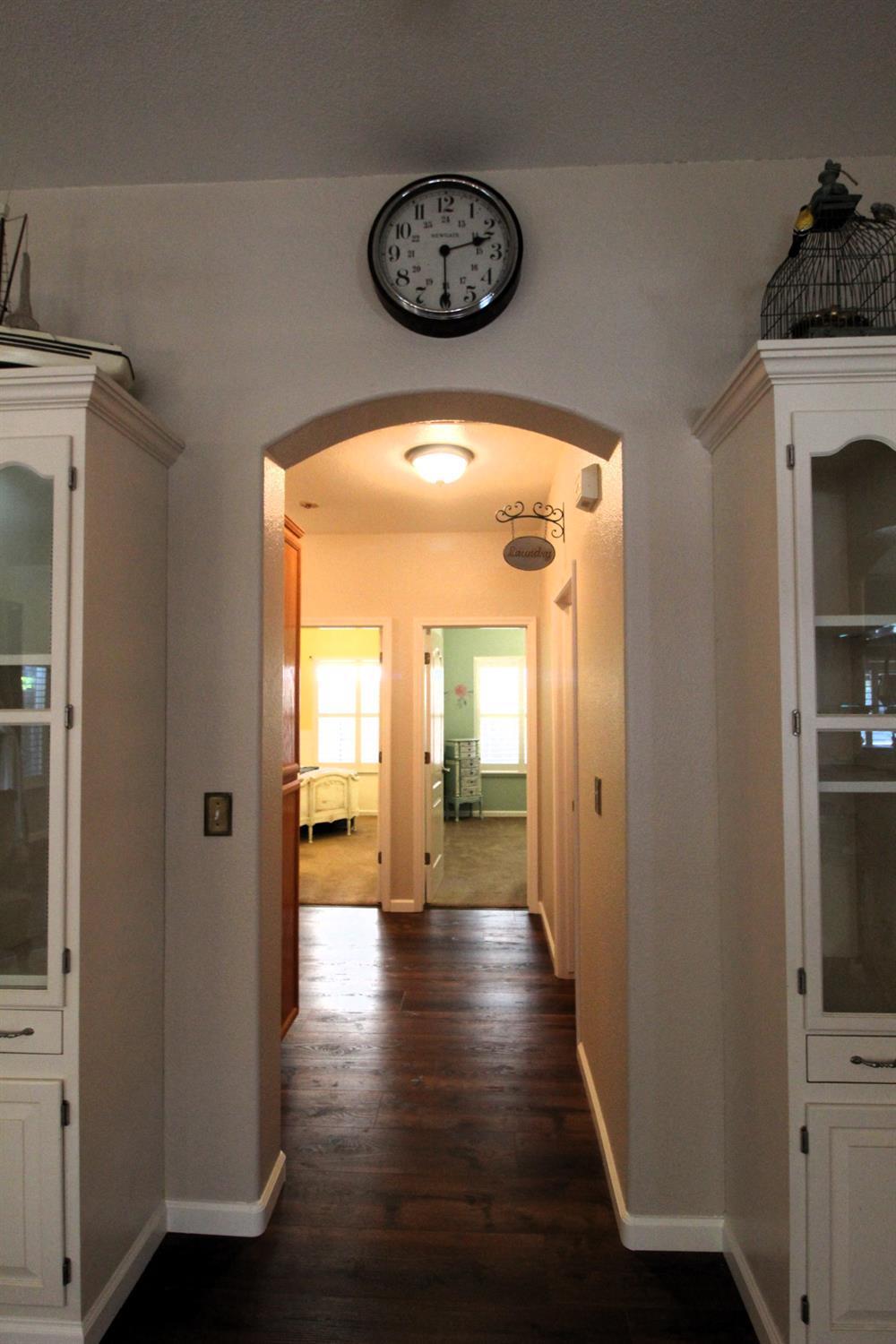 5725 Wild Cat Ct, Riverbank, CA 95367