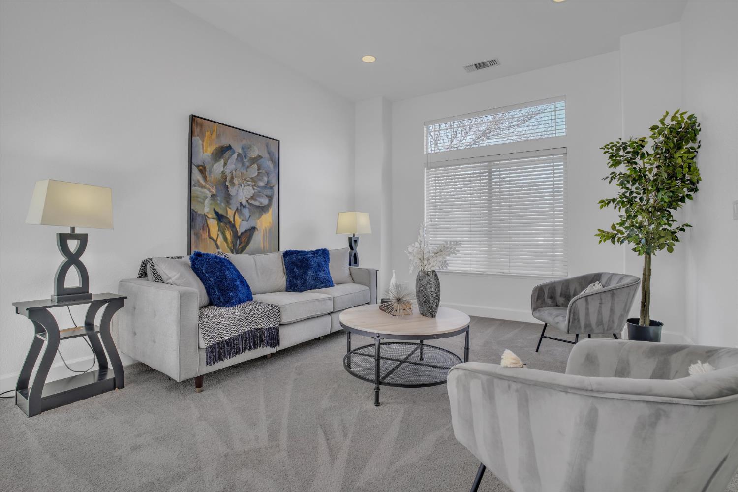 1940 Erin Way, Turlock, CA 95382