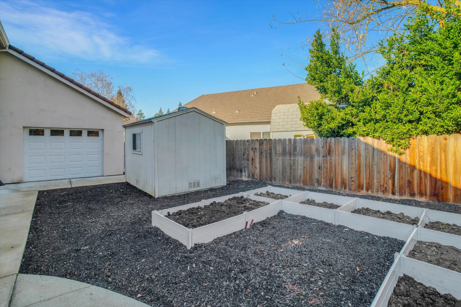 1940 Erin Way, Turlock, CA 95382