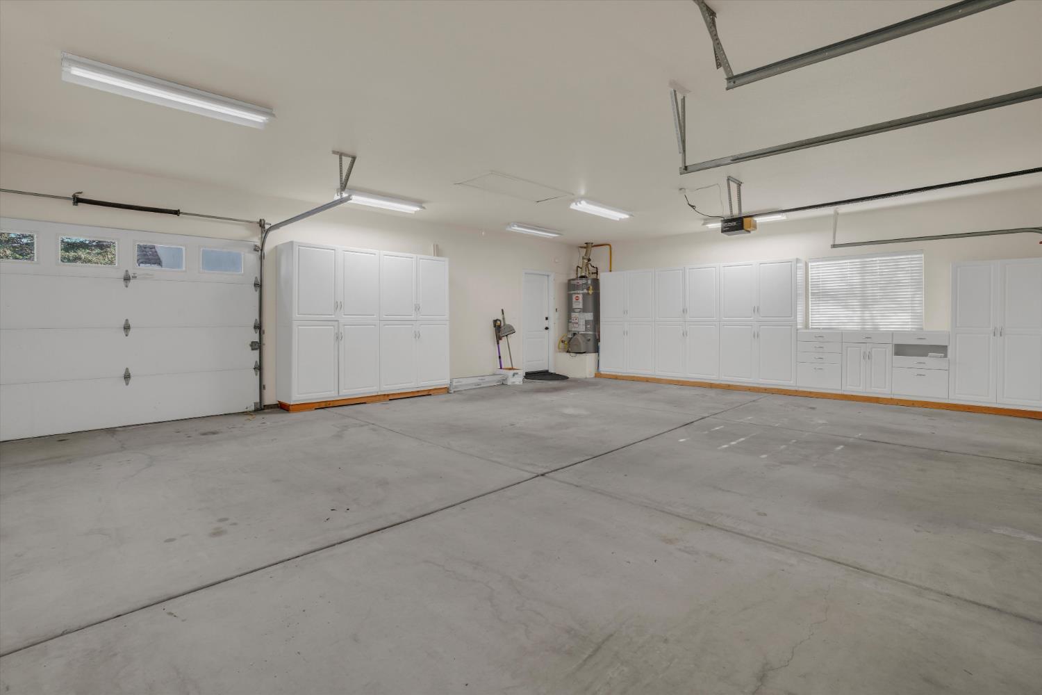 1940 Erin Way, Turlock, CA 95382