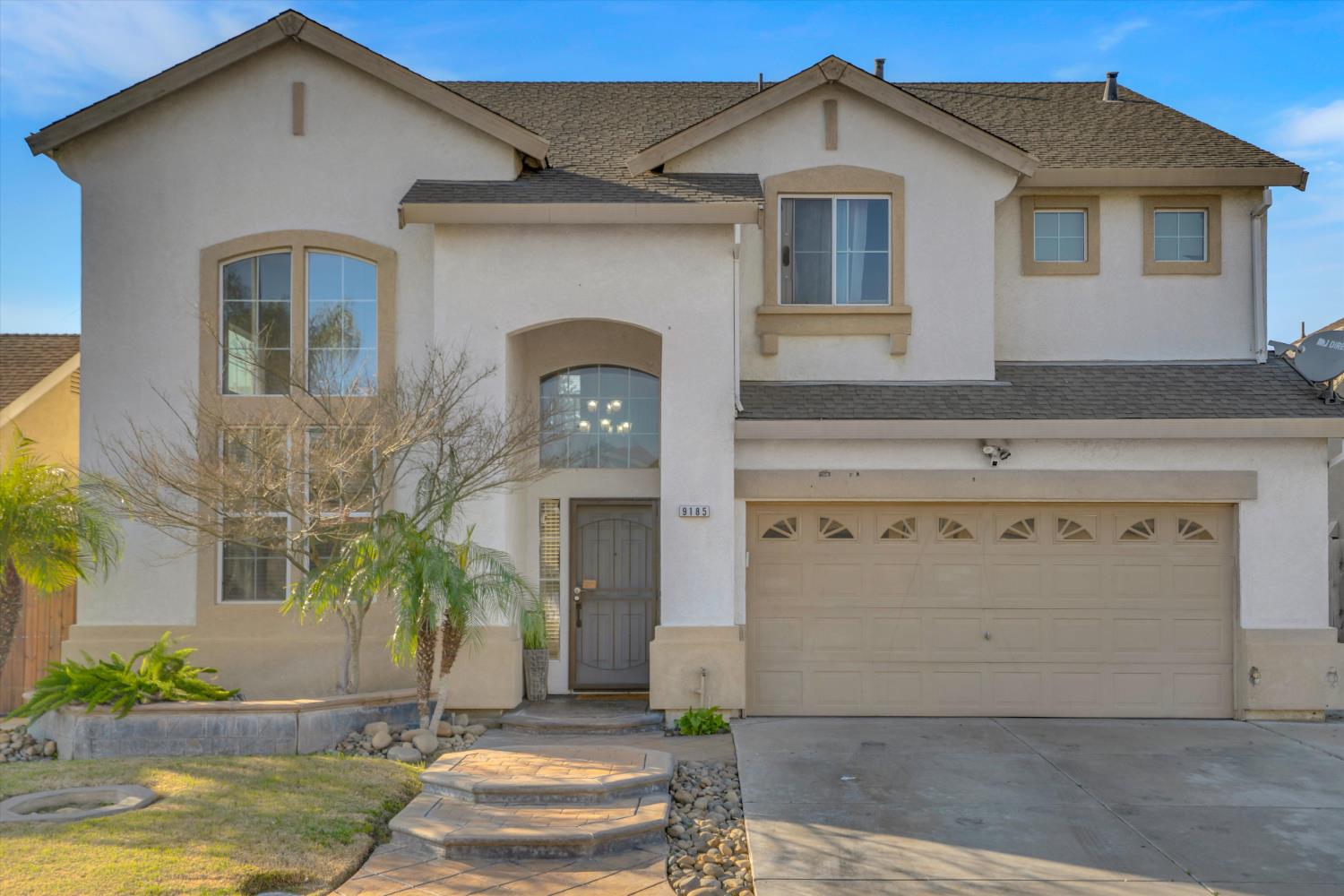 9185 N Rochester Ave, Delhi, CA 95315