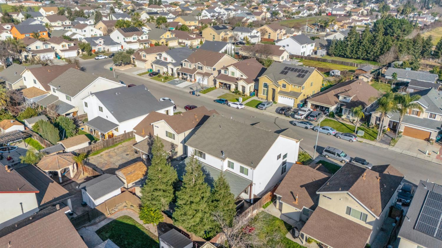 9185 N Rochester Ave, Delhi, CA 95315