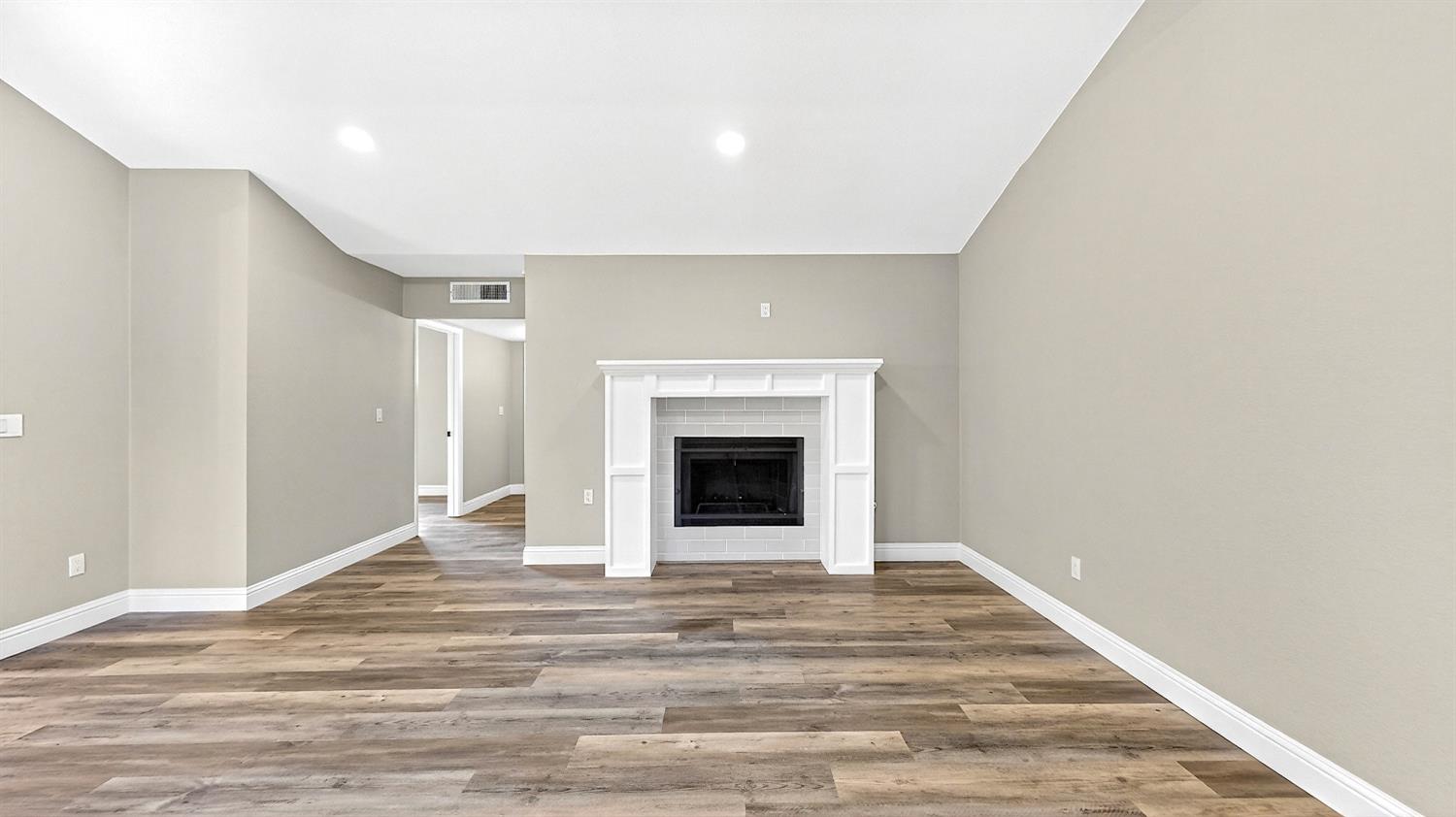 990 Shawnan Dr, Turlock, CA 95380