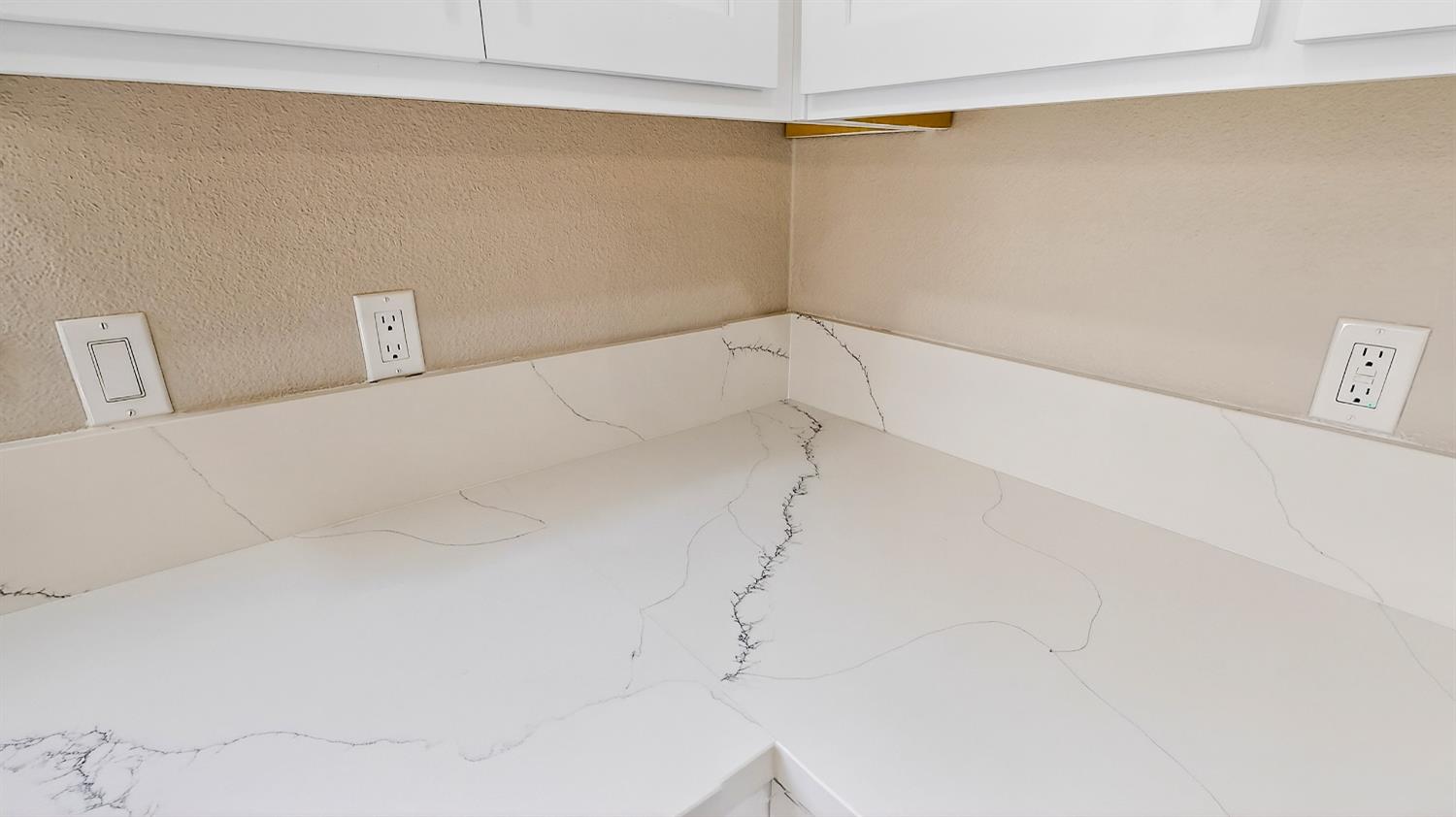 990 Shawnan Dr, Turlock, CA 95380