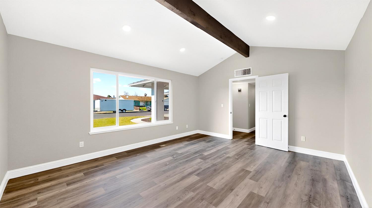 990 Shawnan Dr, Turlock, CA 95380