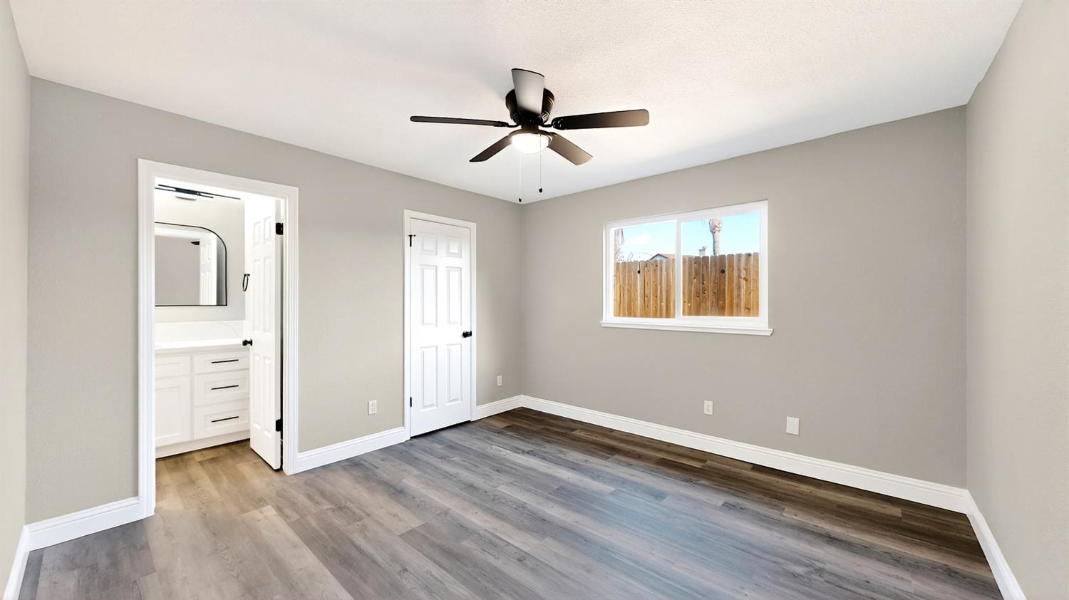 990 Shawnan Dr, Turlock, CA 95380