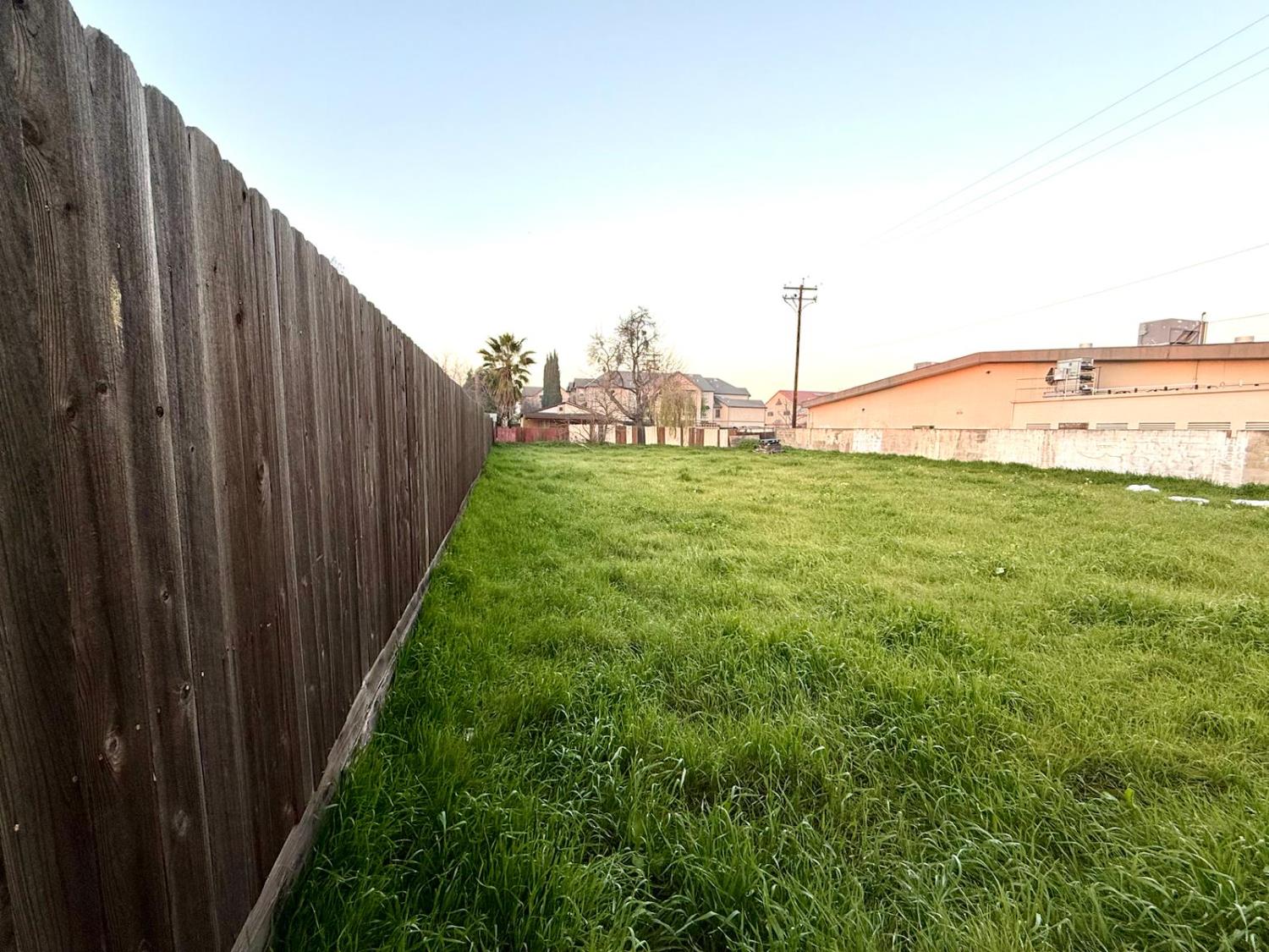 237 Bernell Ave, Turlock, CA 95380