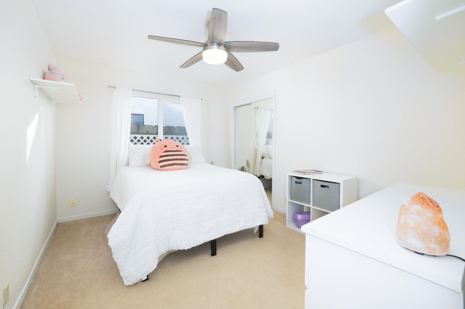 1255 Sweetbrier Pl, Manteca, CA 95336