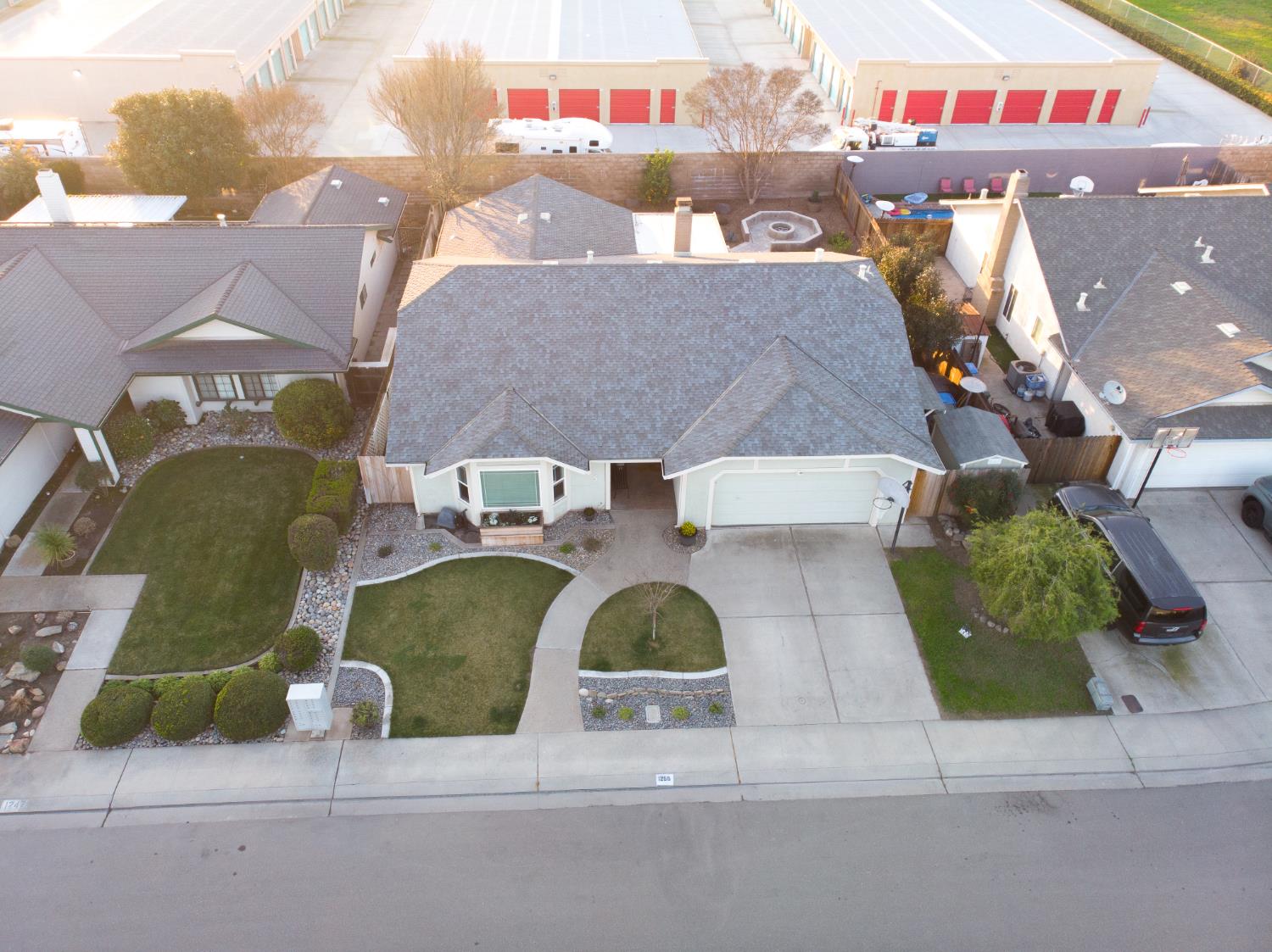 1255 Sweetbrier Pl, Manteca, CA 95336