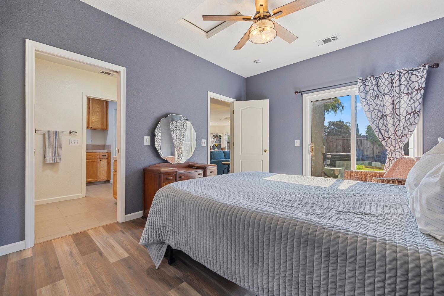 2730 Explorer Way, Turlock, CA 95382