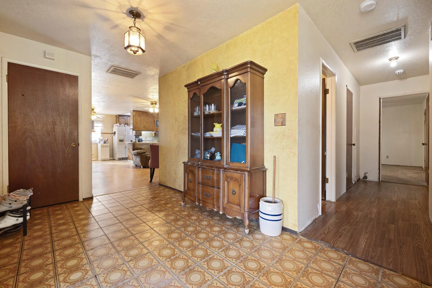 1821 Rose Ave, Ceres, CA 95307