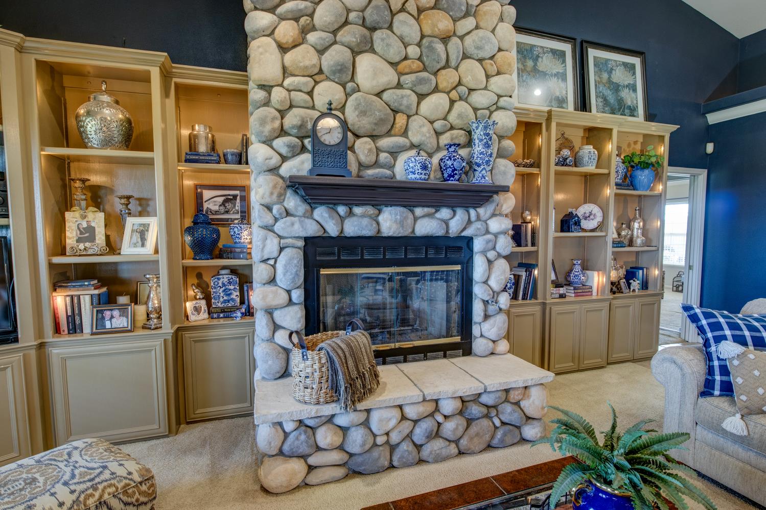 1985 White Rock Rd, Le Grand, CA 95333