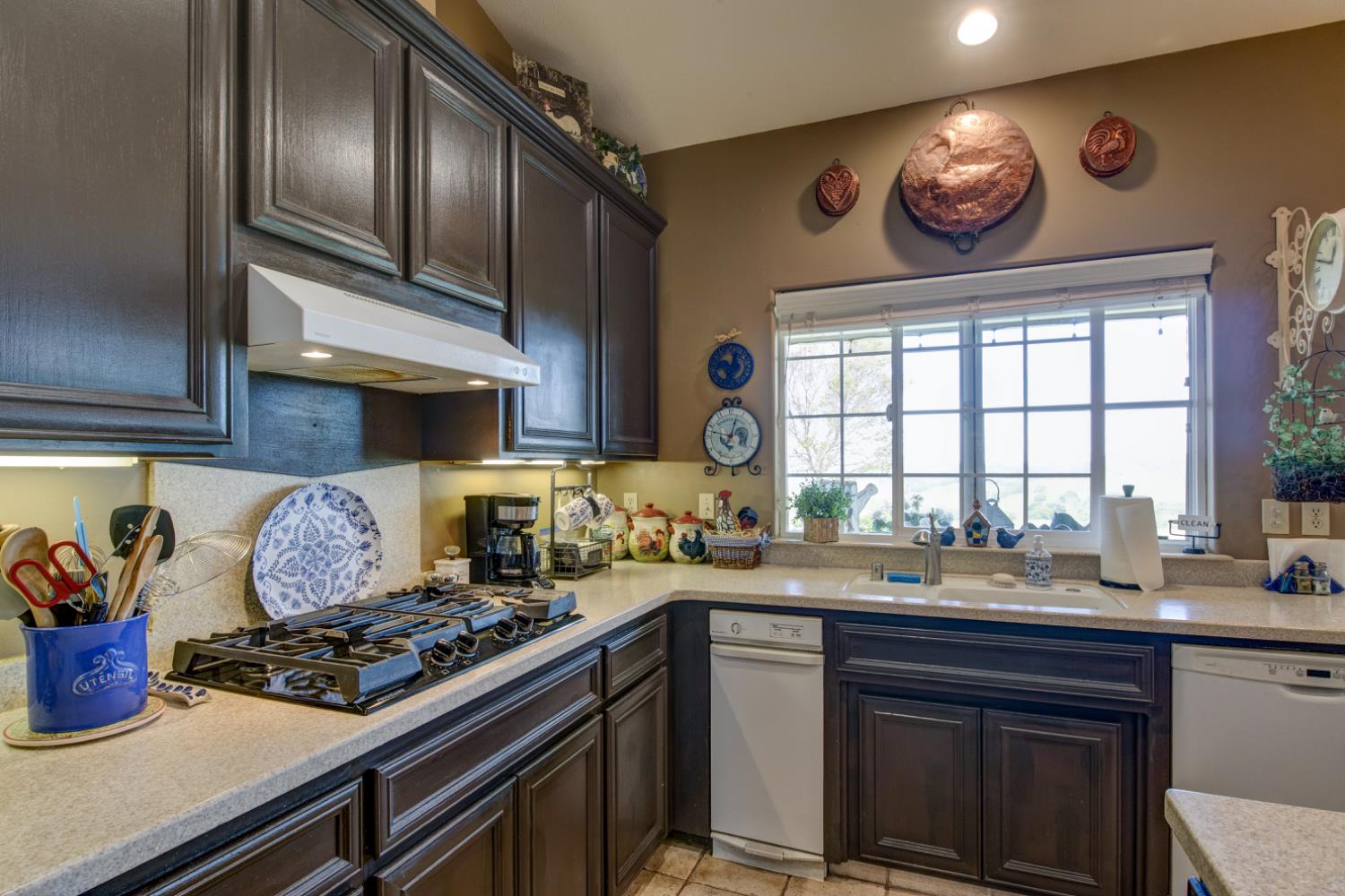 1985 White Rock Rd, Le Grand, CA 95333