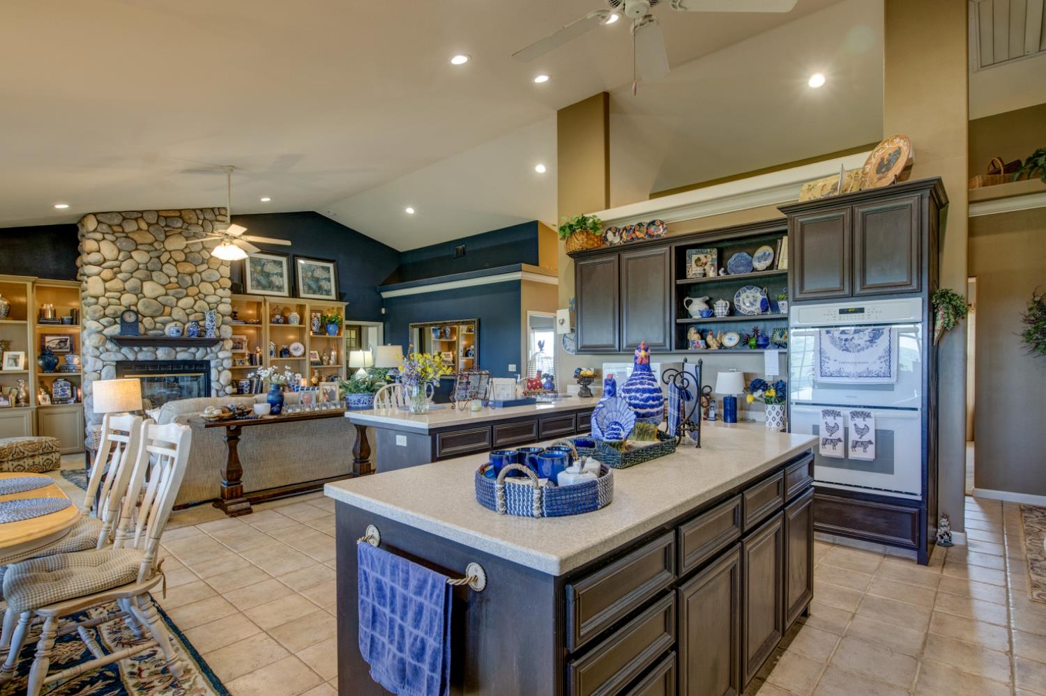 1985 White Rock Rd, Le Grand, CA 95333