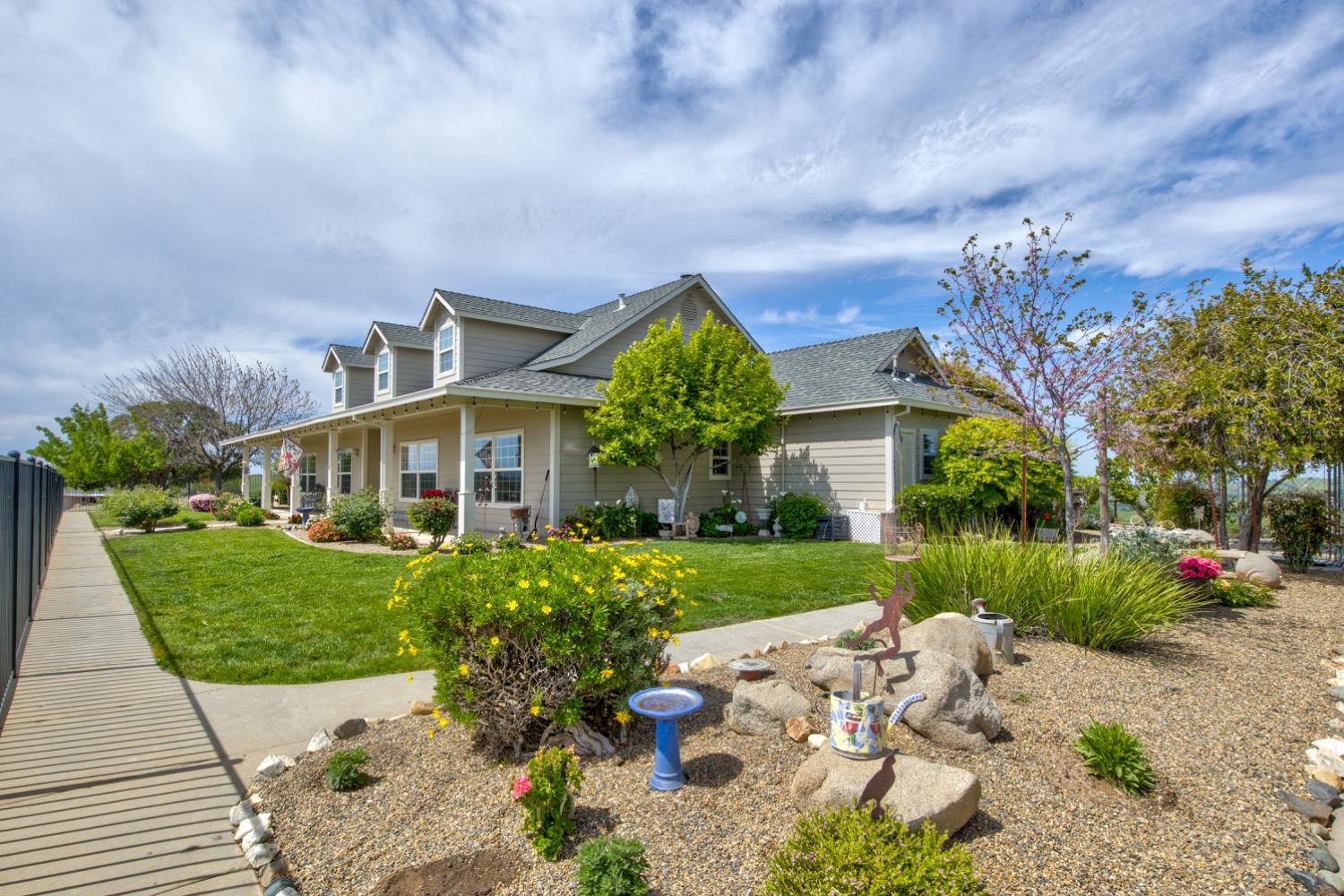 1985 White Rock Rd, Le Grand, CA 95333