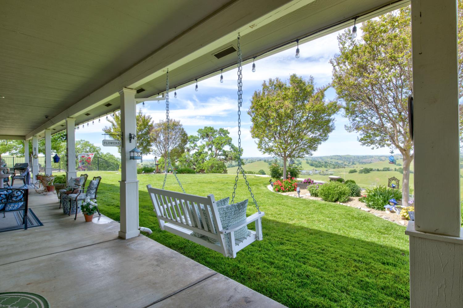 1985 White Rock Rd, Le Grand, CA 95333