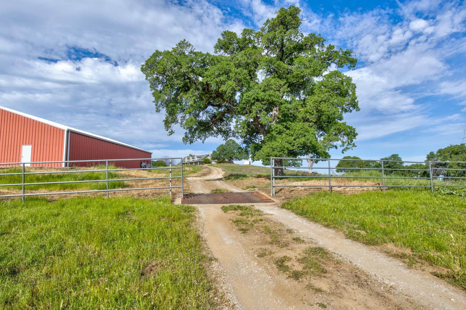 1985 White Rock Rd, Le Grand, CA 95333