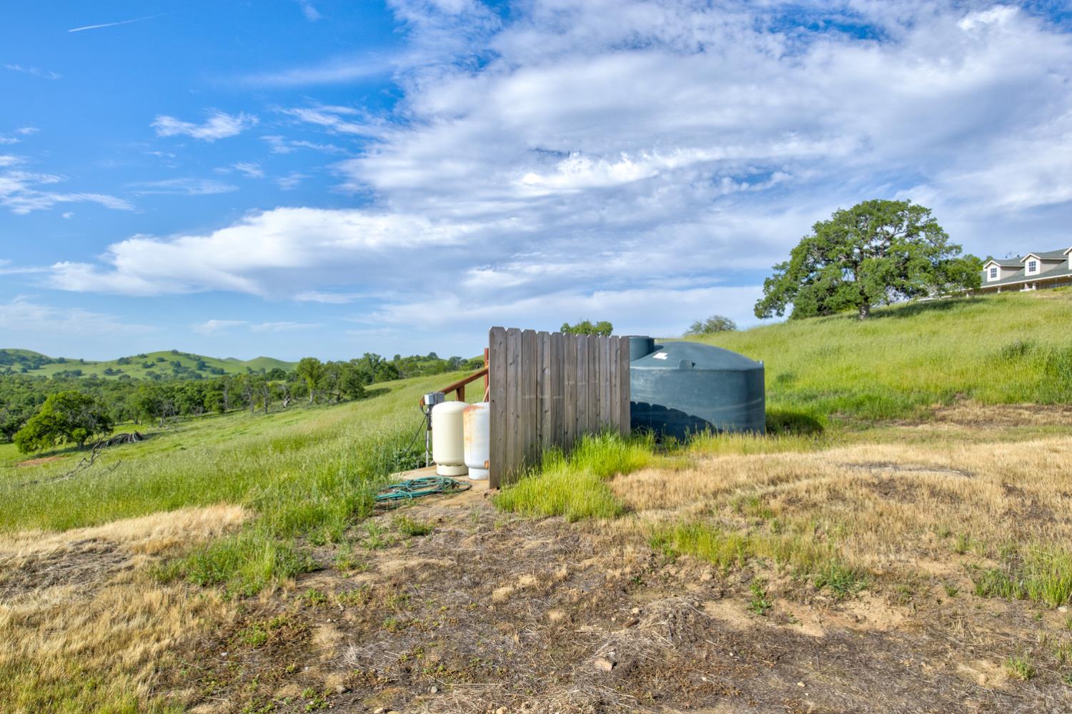 1985 White Rock Rd, Le Grand, CA 95333