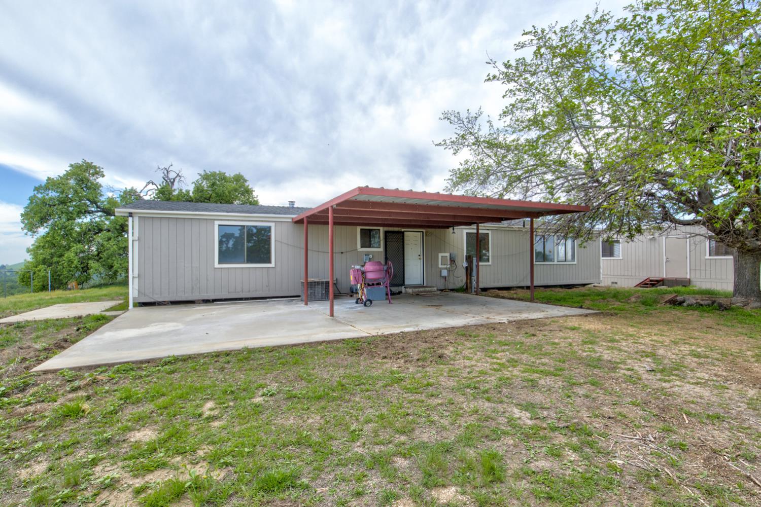 1985 White Rock Rd, Le Grand, CA 95333