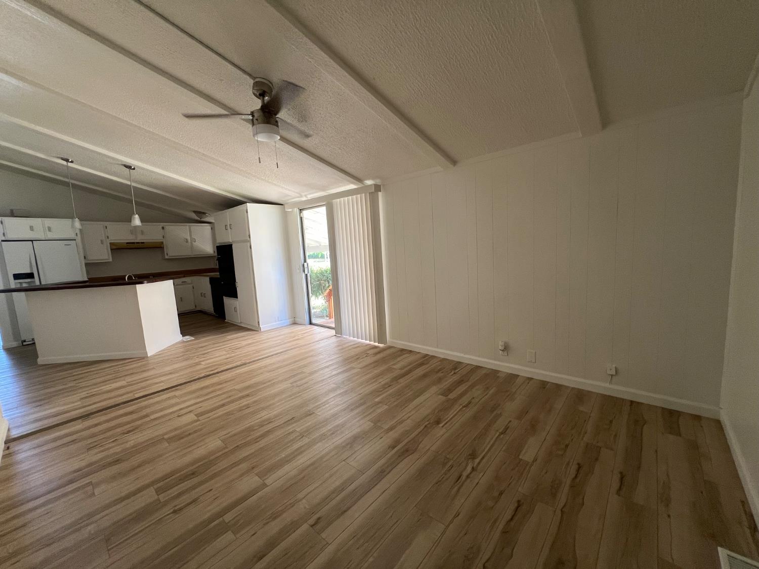 2240 Golden Oak Ln #134, Merced, CA 95341